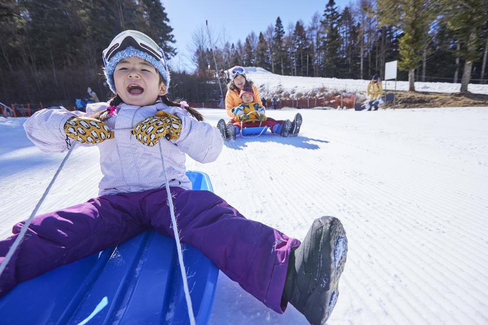 富士山麓「ふじてん」ゲレンデ・デビュー!子供たちも雪を満喫
