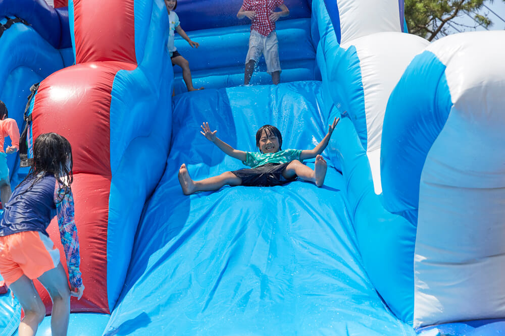 【2020年・中止】富士山の麓で水遊び!?夏休みのお出かけにピッタリ「わんぱくまつり」開催！【富士すばるランド】