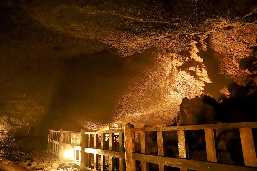 河口湖周辺観光で人気の洞窟体験　おすすめスポットやツアーを紹介